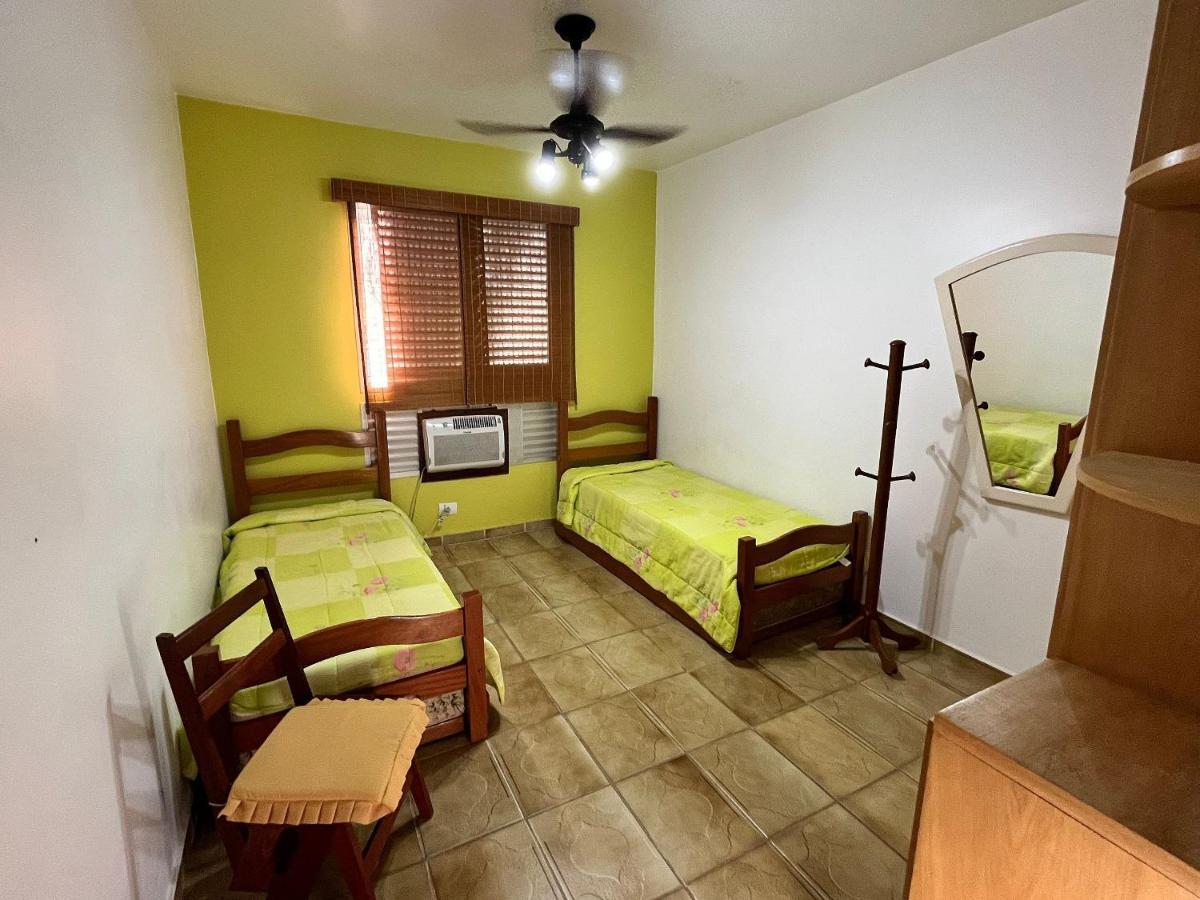 Super Aconchegante E Espacoso - Sacada Ampla E Perto Da Praia - Super Confortavel - Ap. 13 - Ed. Maison Du Parc Guaruja Ngoại thất bức ảnh
